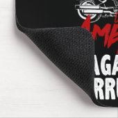 Anti Trump Biker widersetzt sich dem Protest gegen Mousepad (Ecke)