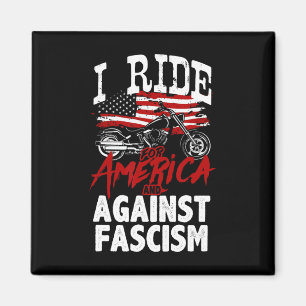 Anti-Trump-Biker widerstehen dem Faschismus-Protes Magnet