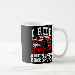 Anti-Trump-Biker widerstehen Präsident Knochenspu Kaffeetasse