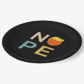 Anti-Trump - Neue Ausgabe III Pappteller (Schrägansicht)