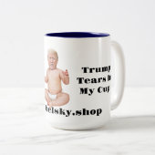 Anti-Trump-Tasse Zweifarbige Tasse (VorderseiteRechts)
