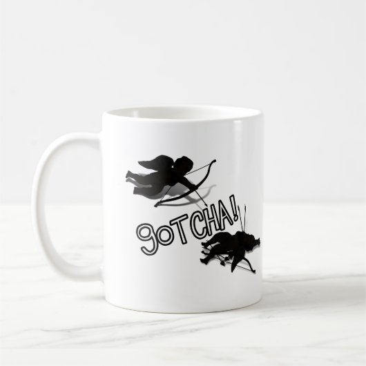 Anti-Valentine - 'GOTCHA' Cupid's Duel Kaffeetasse (Links)