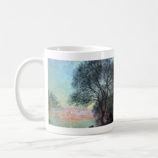 Antibes am Morgen von Claude Monet Kaffeetasse (Links)