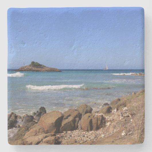 Antigua Küste mit Segelboot Square Untersetzer (Vorderseite)