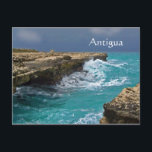 Antigua, West Indes, Souvenir Postcard Postkarte<br><div class="desc">Auf dieser Postkarte befindet sich ein originelles Foto der Felsformation, die Devil's Bridge auf der Karibikinsel Antigua. Das Foto zeigt das wunderschöne blaue Meer unter einem stürmischen Himmel und ist trocken gebürstet, um einen malerischen Effekt zu erzielen. Wenn Sie die Postkarte ohne den Text möchten, löschen Sie sie einfach aus...</div>