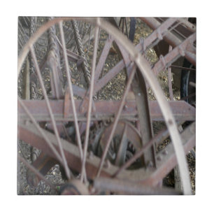 Antike Bauernhofwerkzeuge Fliese