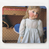 Antike Belton Puppe mit Trousseau Mousepad (Vorne)