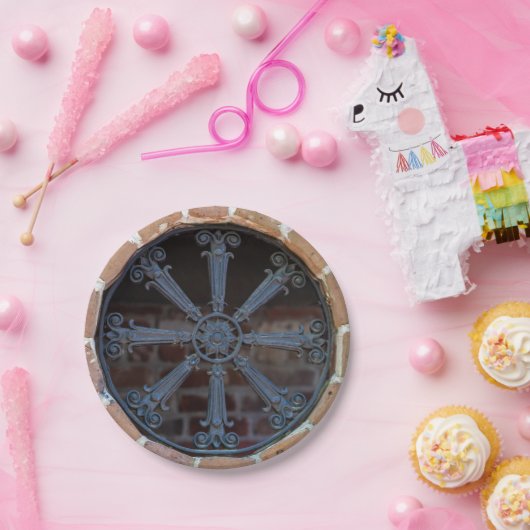 Antike Fensterscheibe aus Südschmiedeeisen Pappteller (Party)