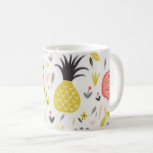 Antike Früchte, Blumen: nahtloses Muster. Kaffeetasse (VorderseiteRechts)