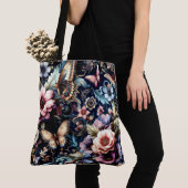 Antike Frühlingsblumen und Schmetterlinge Tasche (Von Nahem)