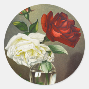 Antike Gartenrosen in einer Glasvase Runder Aufkleber