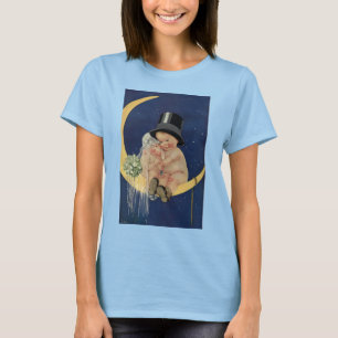 Antike Hochzeit, süßes Brautpaar auf einem Mond T-Shirt