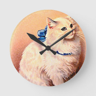 Antike Katze mit blauem Schleif Runde Wanduhr