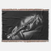 Antike Klarinette Stillleben, B&W Decke (Vorderseite)