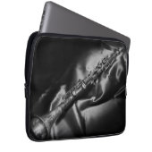 Antike Klarinette Stillleben, B&W Laptopschutzhülle (Vorne Rechts)