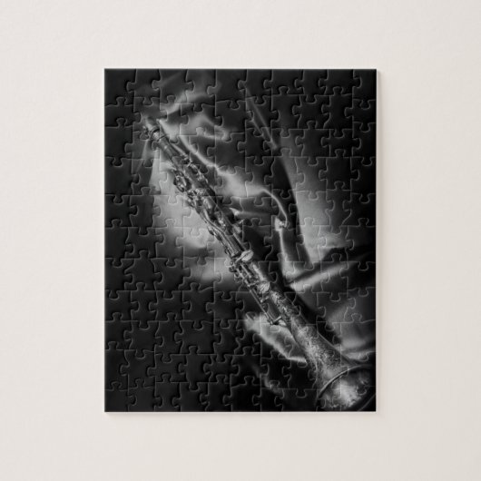 Antike Klarinette Stillleben, B&W Puzzle (Vertikal)