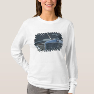 antike Mercedes 4 T-Shirt