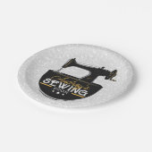 Antike Nähmaschine ADD NAME Seamstress Schneider Pappteller (Schrägansicht)