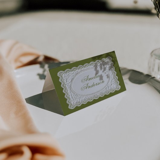 Antike Oliven-grüne Spitzen-Hochzeitsplatzkarten Tischnummer