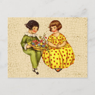 Antike Postkarte mit Jungen und Mädchen
