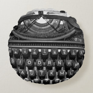 Antike Schreibmaschine, die im Korrespondenzverkeh Rundes Kissen