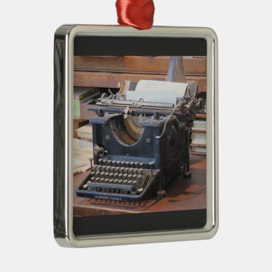 Antike Schreibmaschinen-Verzierung Silbernes Ornament (Rechts)
