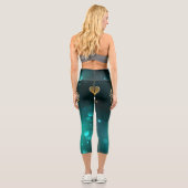 Antike Skeleton Keys on Green Background Capri Leggings (Rückseite)
