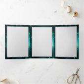 Antike Skeleton Keys on Green Background Dreifach Gefaltete Einladung (Innenseite)