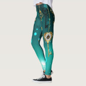 Antike Skeleton Keys on Green Background Leggings (Links)