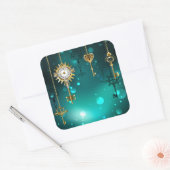 Antike Skeleton Keys on Green Background Quadratischer Aufkleber (Umschlag)