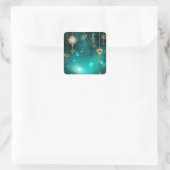 Antike Skeleton Keys on Green Background Quadratischer Aufkleber (Tasche)