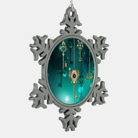 Antike Skeleton Keys on Green Background Schneeflocken Zinn-Ornament (Links)