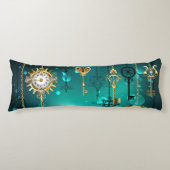 Antike Skeleton Keys on Green Background Seitenschläferkissen (Vorderseite)