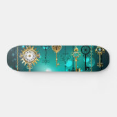 Antike Skeleton Keys on Green Background Skateboard (Horizontal)
