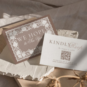 Antike Spitze Taupe Old Money Hochzeit QR Code RSV RSVP Karte
