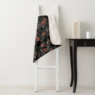 Antike staubige Rosen-Waschbären Sherpadecke