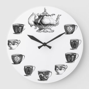 antike Teeuhr weißer Hintergrund Große Wanduhr