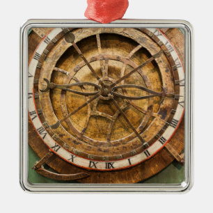 Antike Uhr, Deutschland Ornament Aus Metall