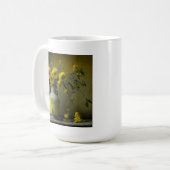 Antike Vase der gelben Blumen Kaffeetasse (Vorderseite Links)
