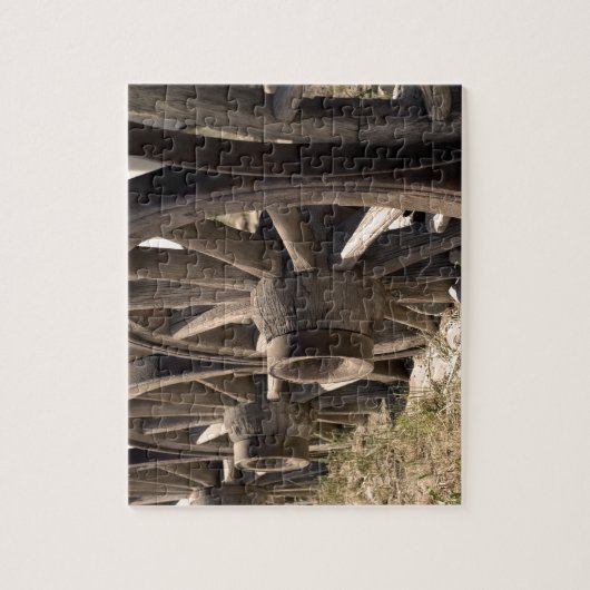 Antike Wagenräder aus Holz Puzzle (Vertikal)