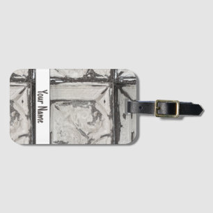 Antike, weißes, schälendes Oberteil Gepäckanhänger