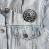 Antiker Dampf-Traktor vorne. Button (Beispiel)