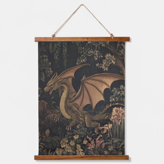 Antiker Drache im Wald Wandteppich Mit Holzrahmen (Vorderseite)