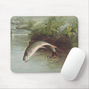 Antiker Druck eines springenden Bachforellen beim  Mousepad