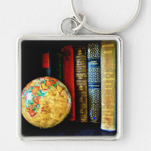 Antiker Globus und Bücher Schlüsselanhänger
