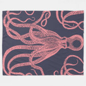 Antiker Krake Pink auf Blau Fleecedecke (Vorderseite (Horizontal))