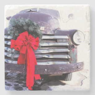 Antiker LKW mit festlicher Weihnachtsfeier Steinuntersetzer