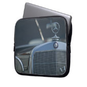 antiker Mercedes 4 Laptopschutzhülle (Vorderseite Links)