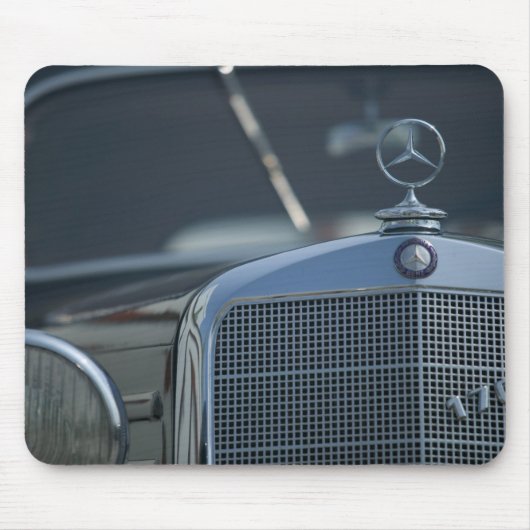 antiker Mercedes 4 Mousepad (Vorne)