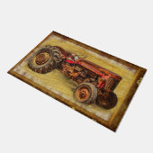 Antiker roter Traktor Fußmatte (Schrägansicht)